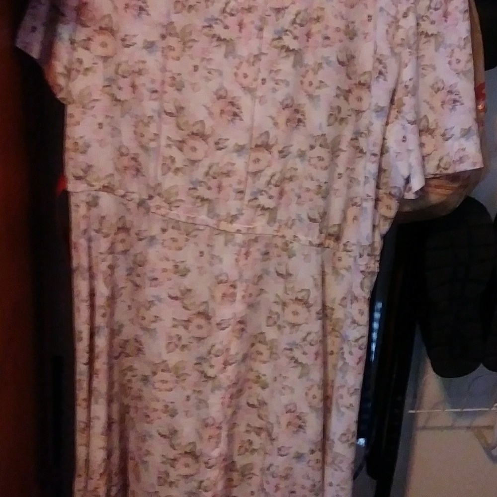 Women long dress size 22w